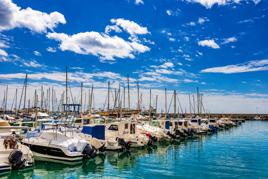 venta apartamentos caleta de velez